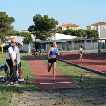 Gara assoluta a Cecina organizzata dal C.G. Atletica Costa Etrusca